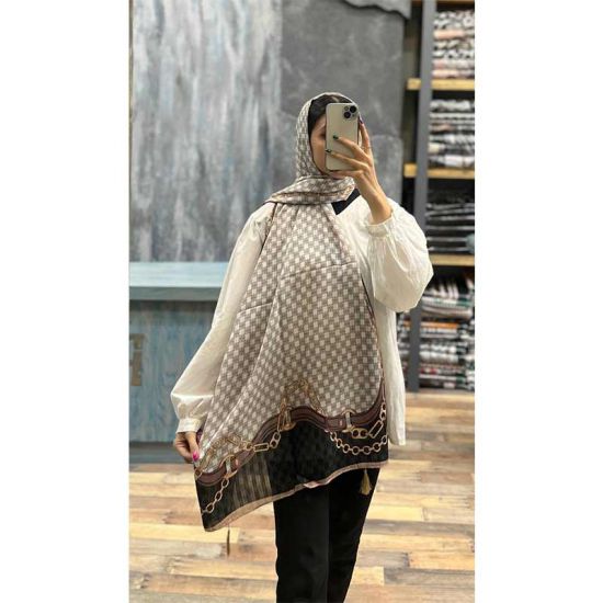 شال وارداتی حاشیه رنگی طرح زنجیردار