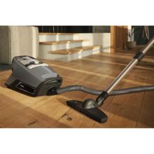 جاروبرقی مخزن دار میله مدل MIELE Blizzard CX1